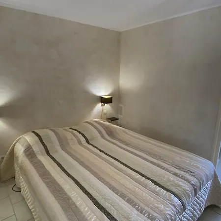 Climatise, Vue - 4 Pers. - Fr-1-798-73 *